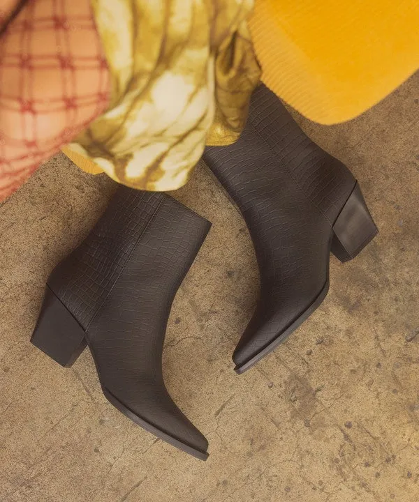 Best Day Ever - Alligator Print Booties