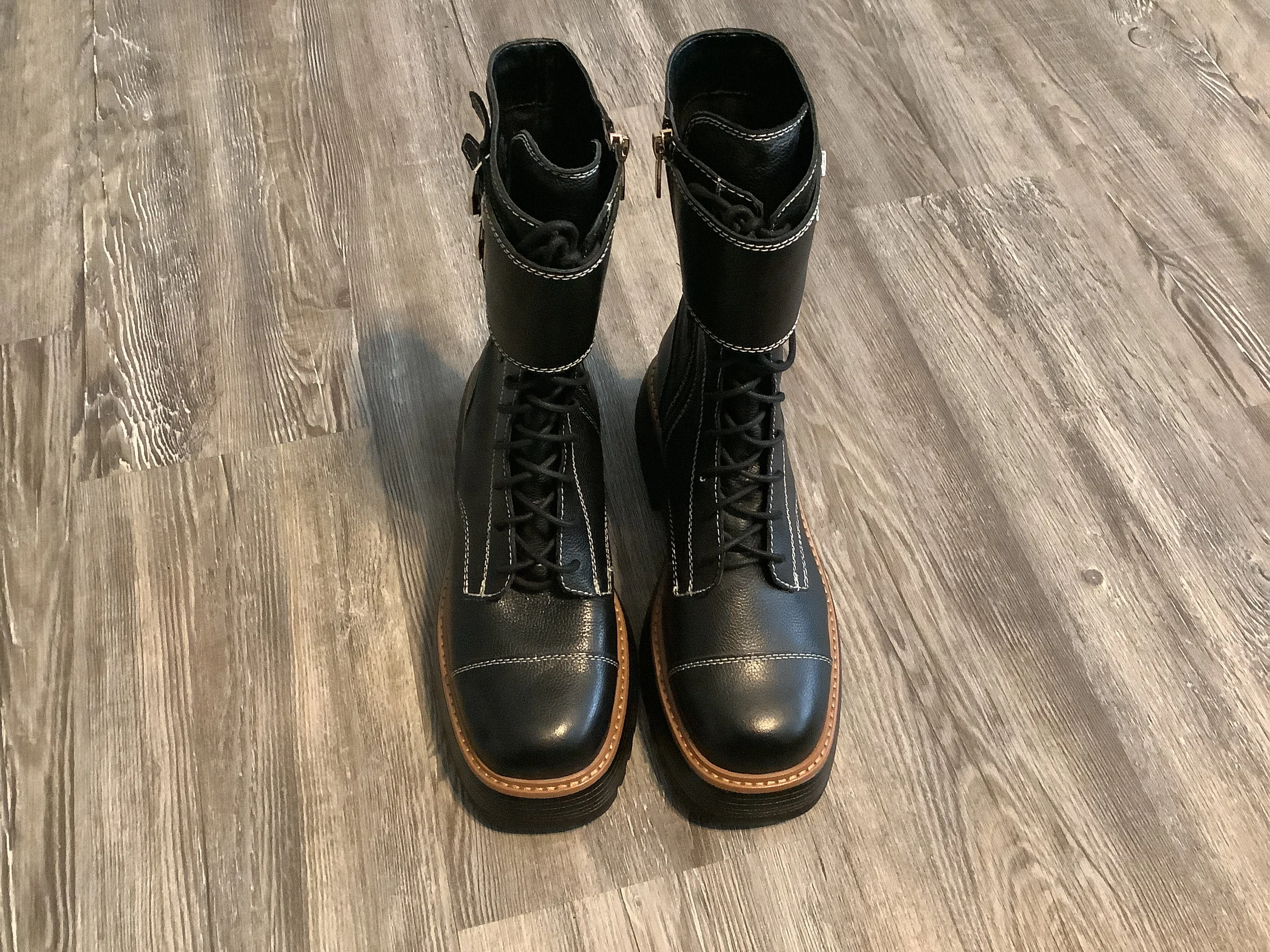 Boots Combat By Vince Camuto  Size: 8.5