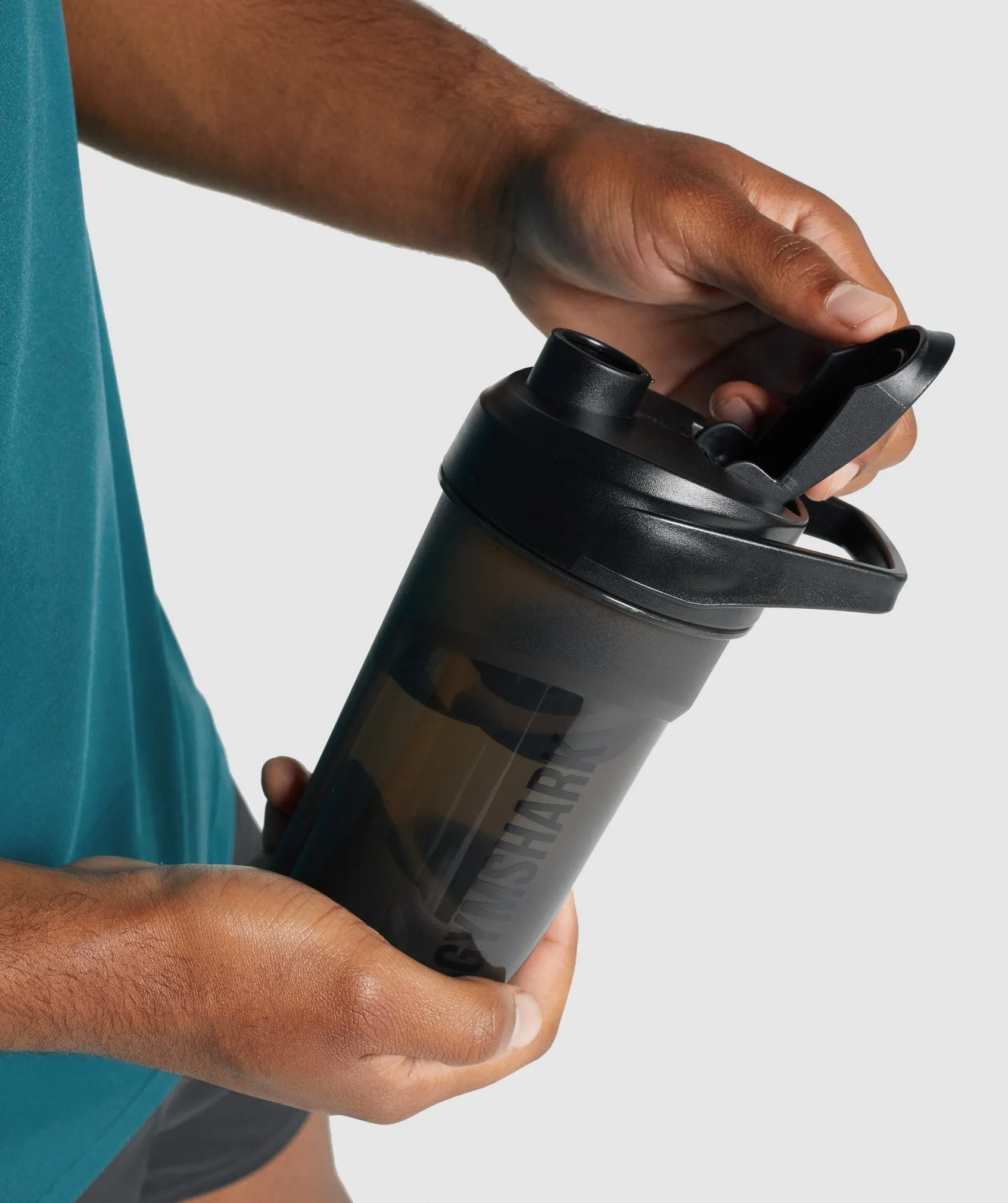 Gymshark 14oz Shaker Bottle - Black