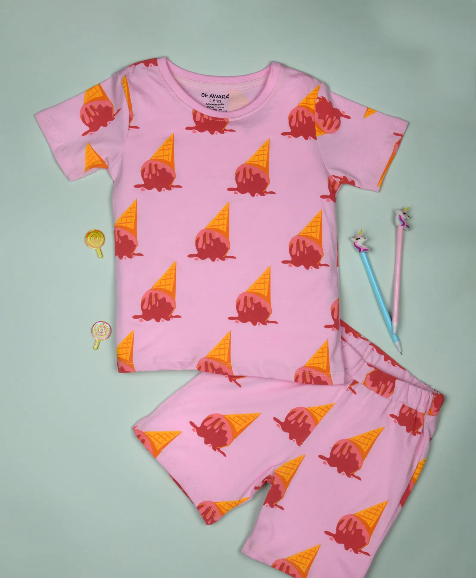 Ice Cream Pattern Half Sleeves T-Shirt & Shorts Set