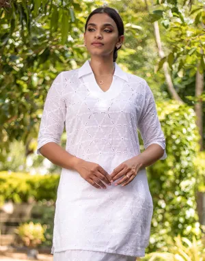 White Collared Kurtha with ¾ Sleeves