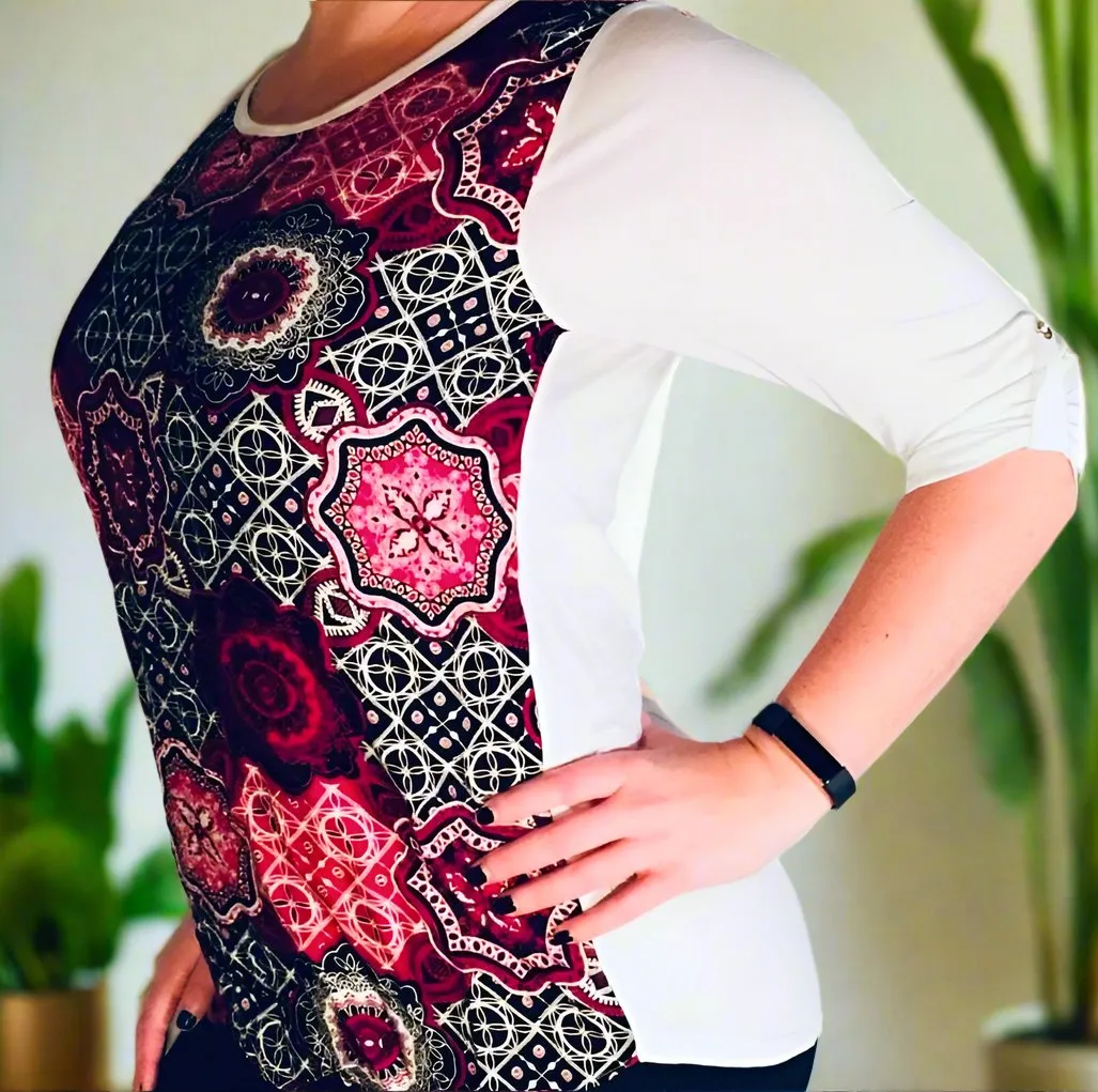 Womens Pink White Top | 3/4 Sleeve Shirt | Medallion Geometric Tunic